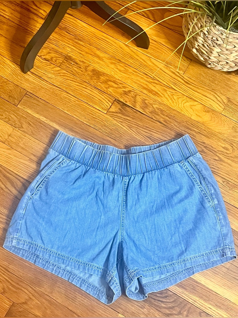 Torrid Elastic-Waist Denim Shorts